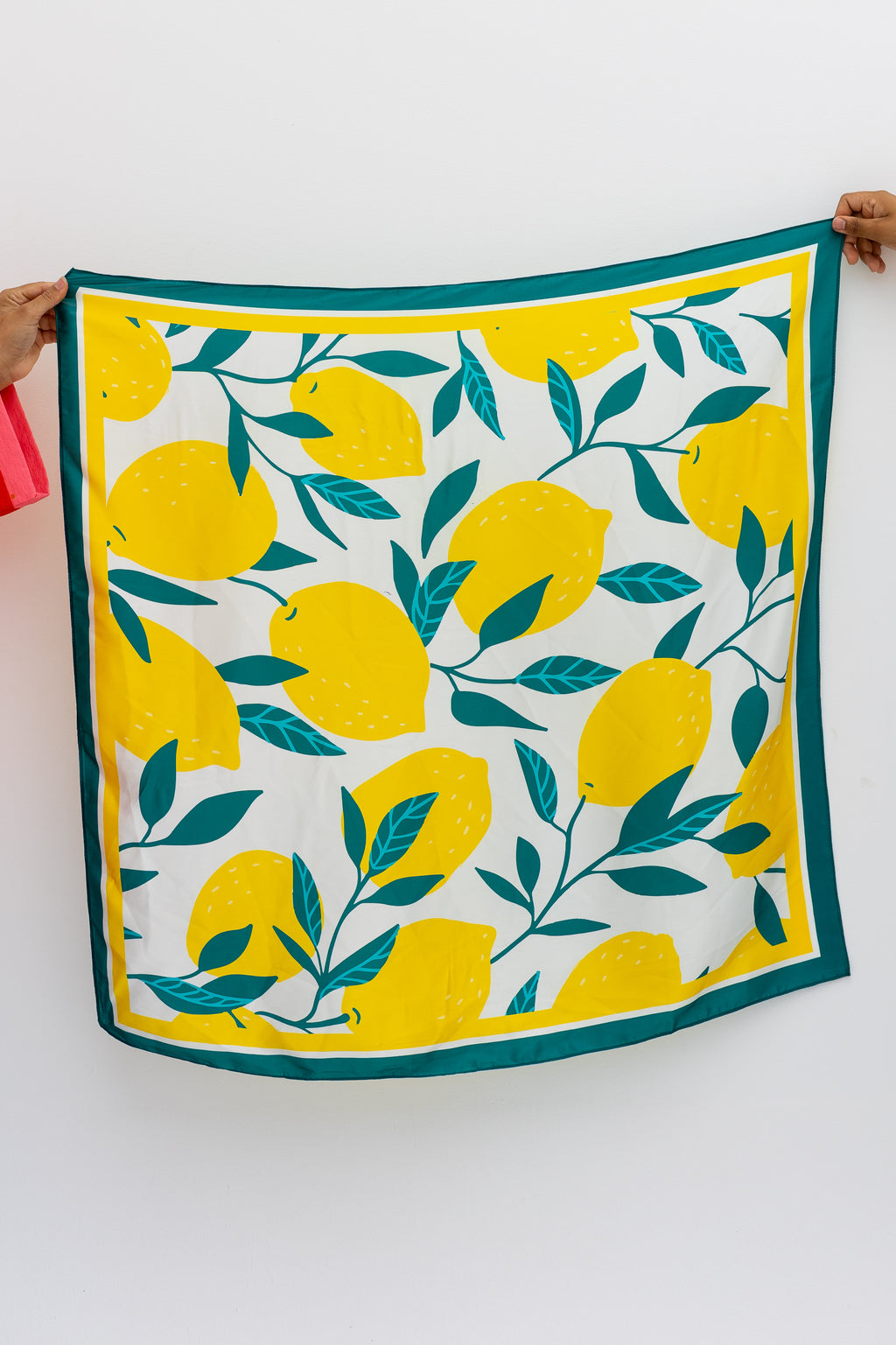 Green lemon scarf