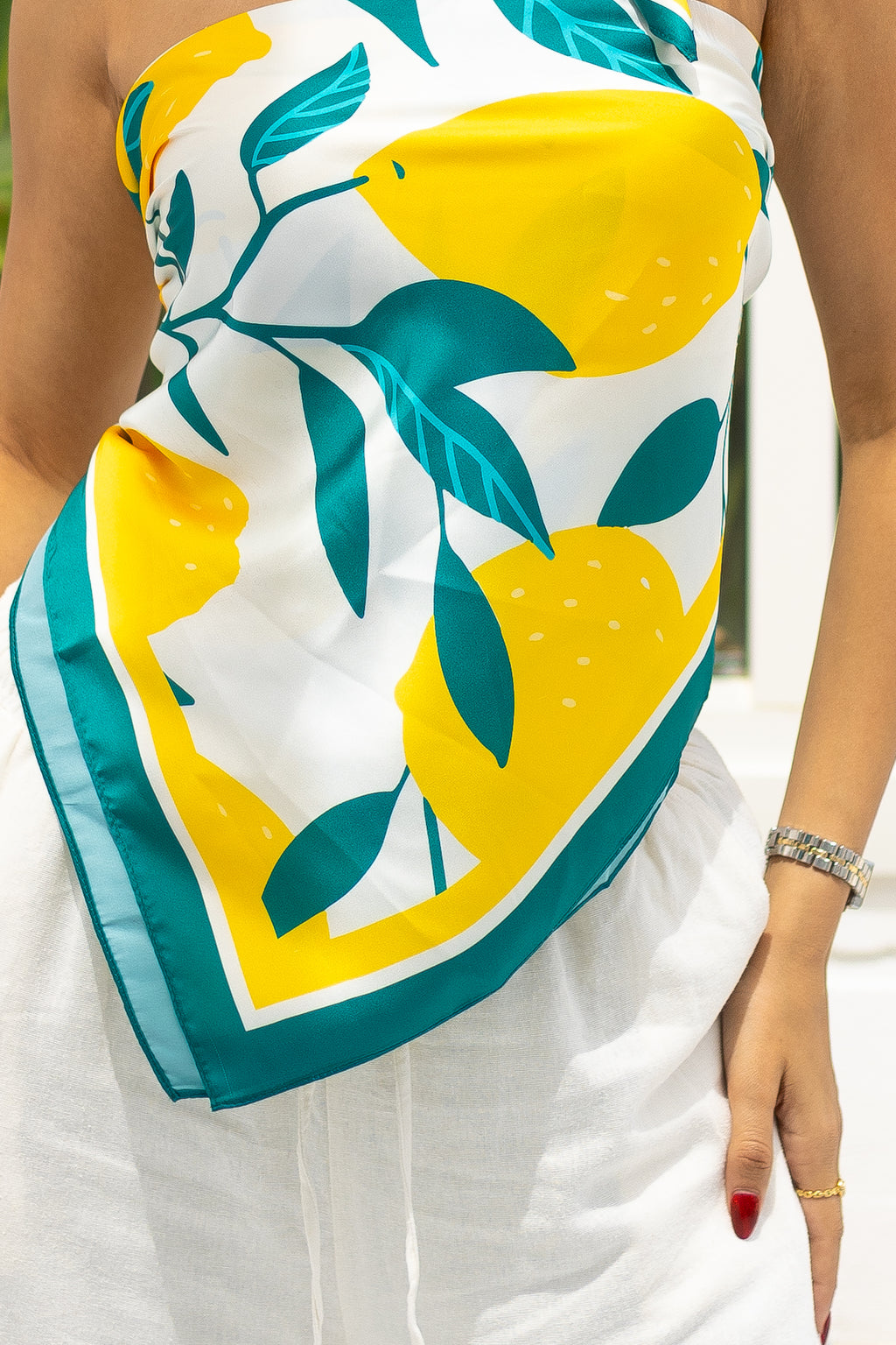 Green lemon scarf