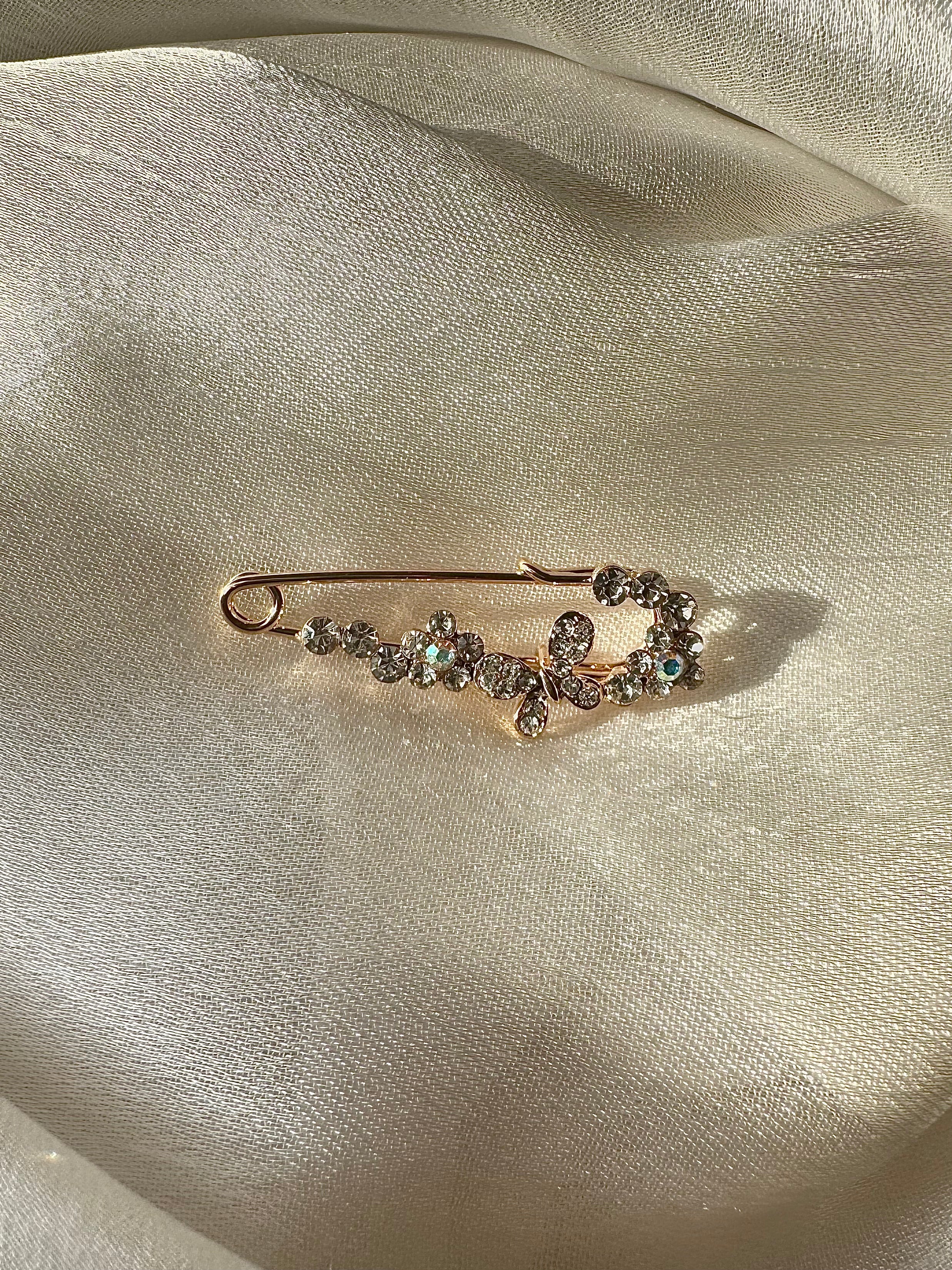 Butterfly pin