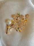 Pearl tree brooch