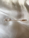 Golden leave pin