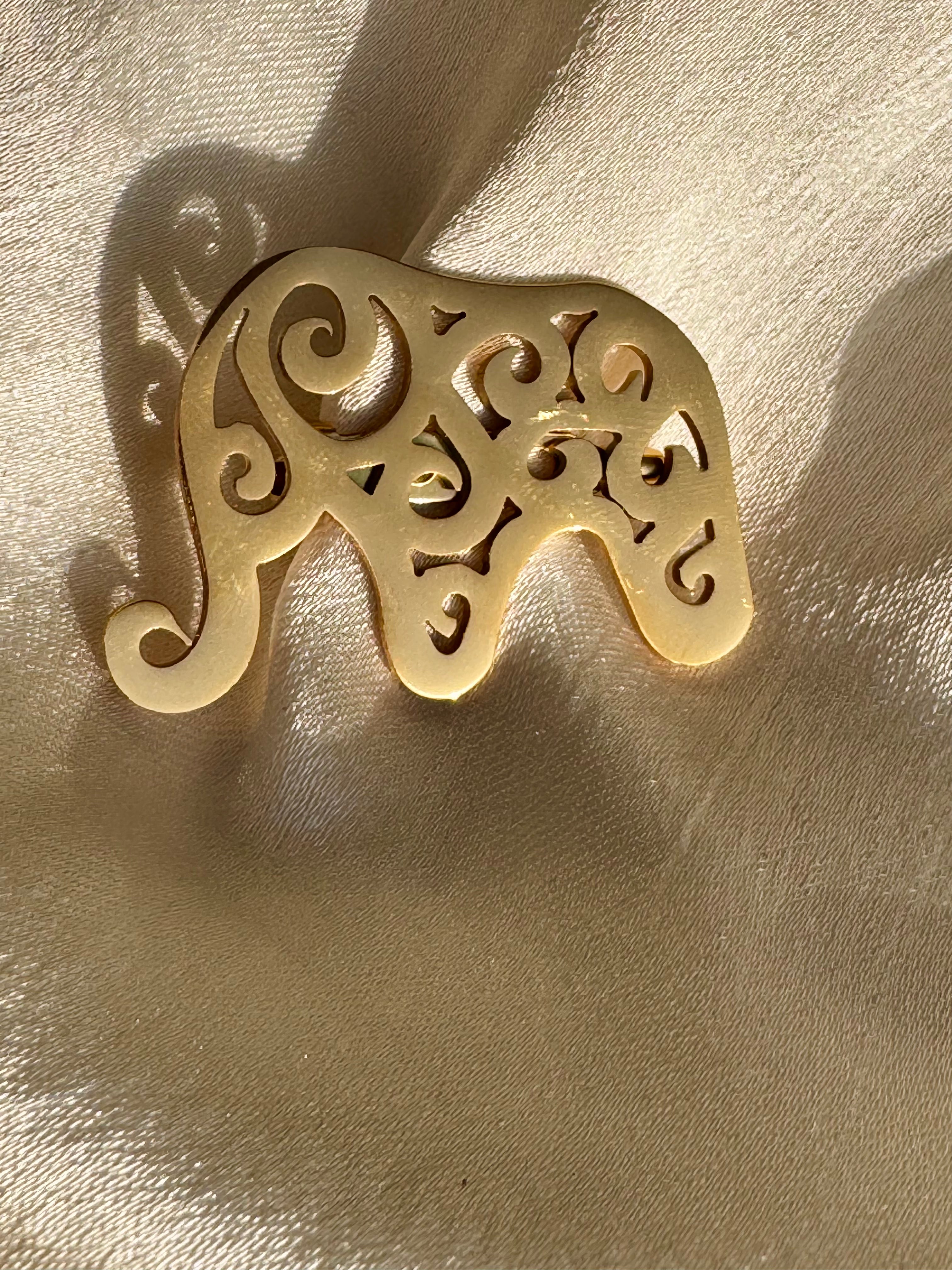 Golden Elefanté